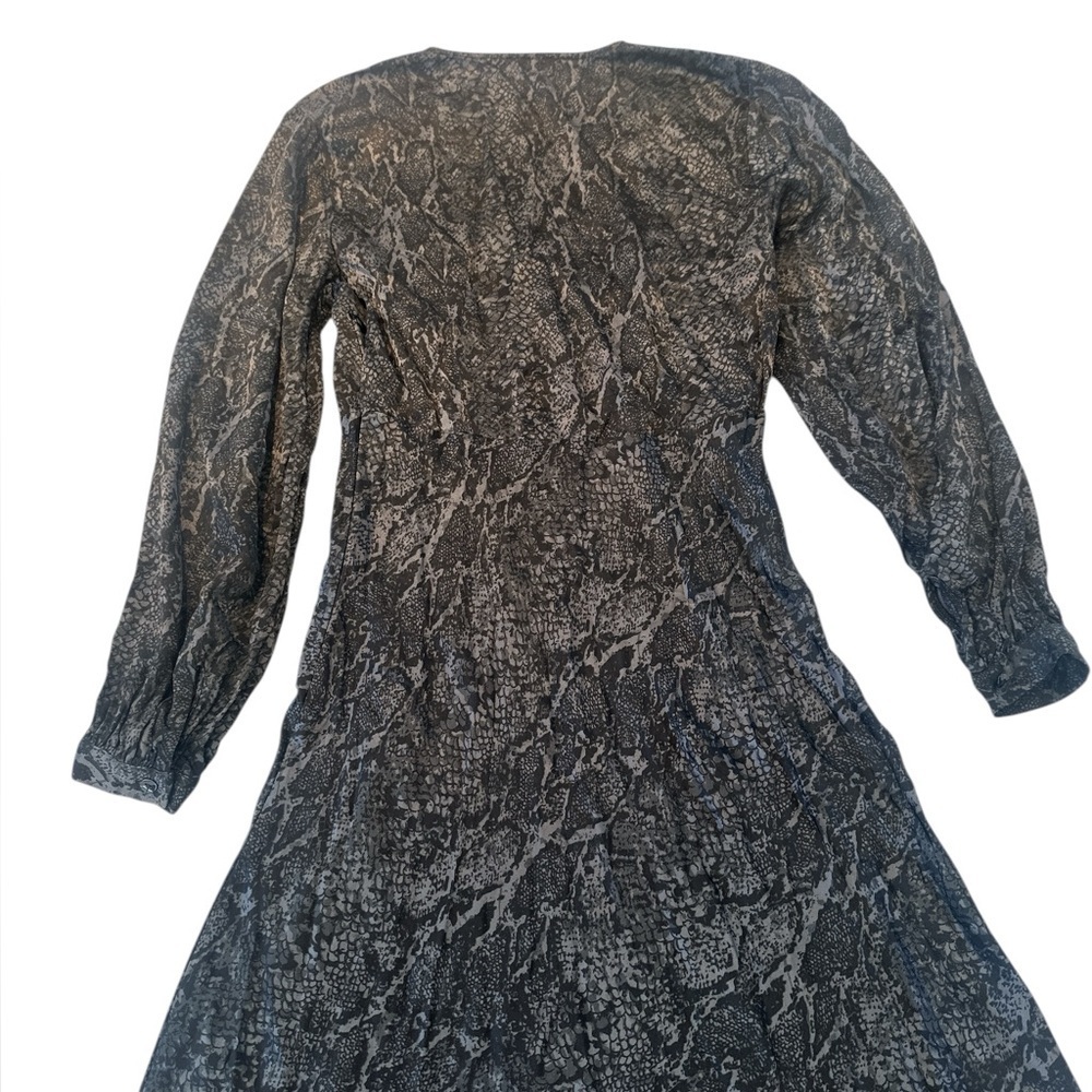 Rails Shiloh Charcoal Snakeskin V-neck Satin Midi Dress - Picture 10 of 15